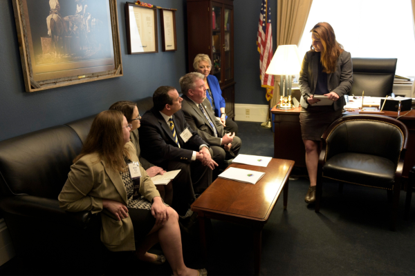 Congress working with advocates